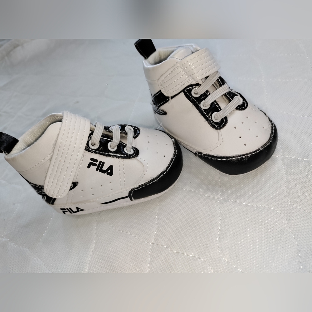 Baby boy shoes from 0-6 month